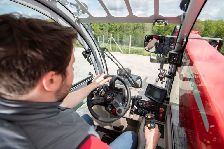 8106269_outstanding_controls