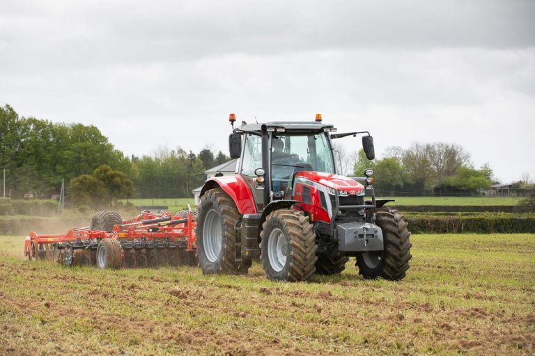 MF-7S-155_COVERCROP_WORKING_BEZU_0521_079