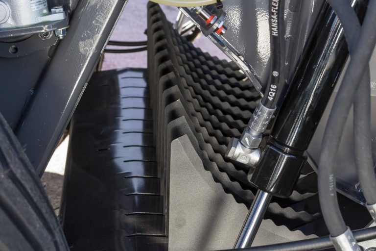 mf-rb-f-key-benefit-xtracut-1400x933-1