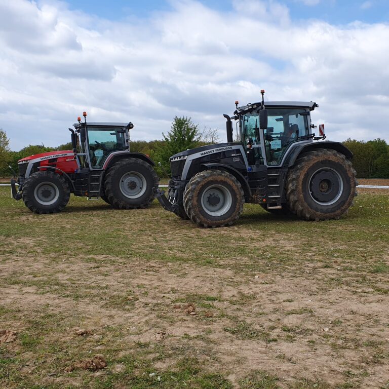 440090245_1199075278075880_4223385906980085882_n